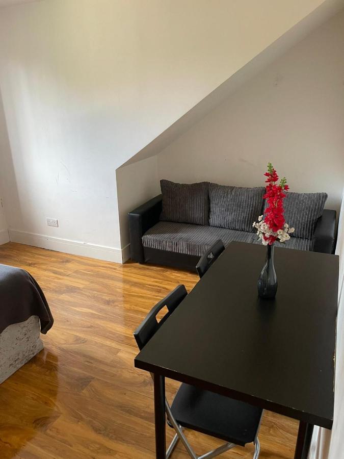 Sw16 Norbury Guesthouse London Exterior foto